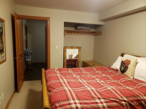 Snowpeak Retreat townhouse, Hedley